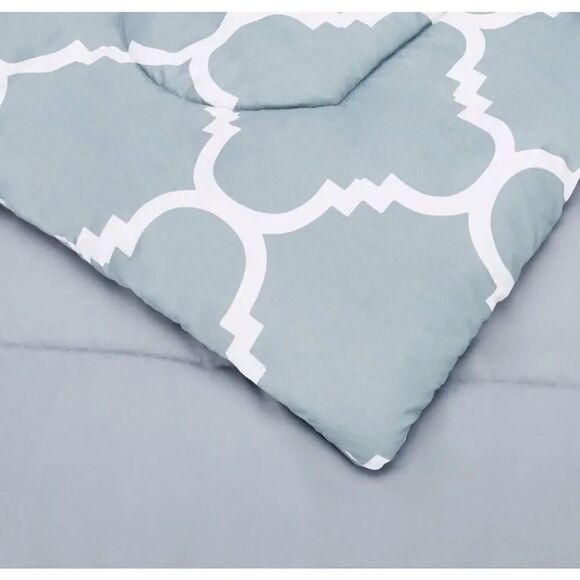 Twin comforter set gray and white twin Sheet Set Included - Picture 5 of 5